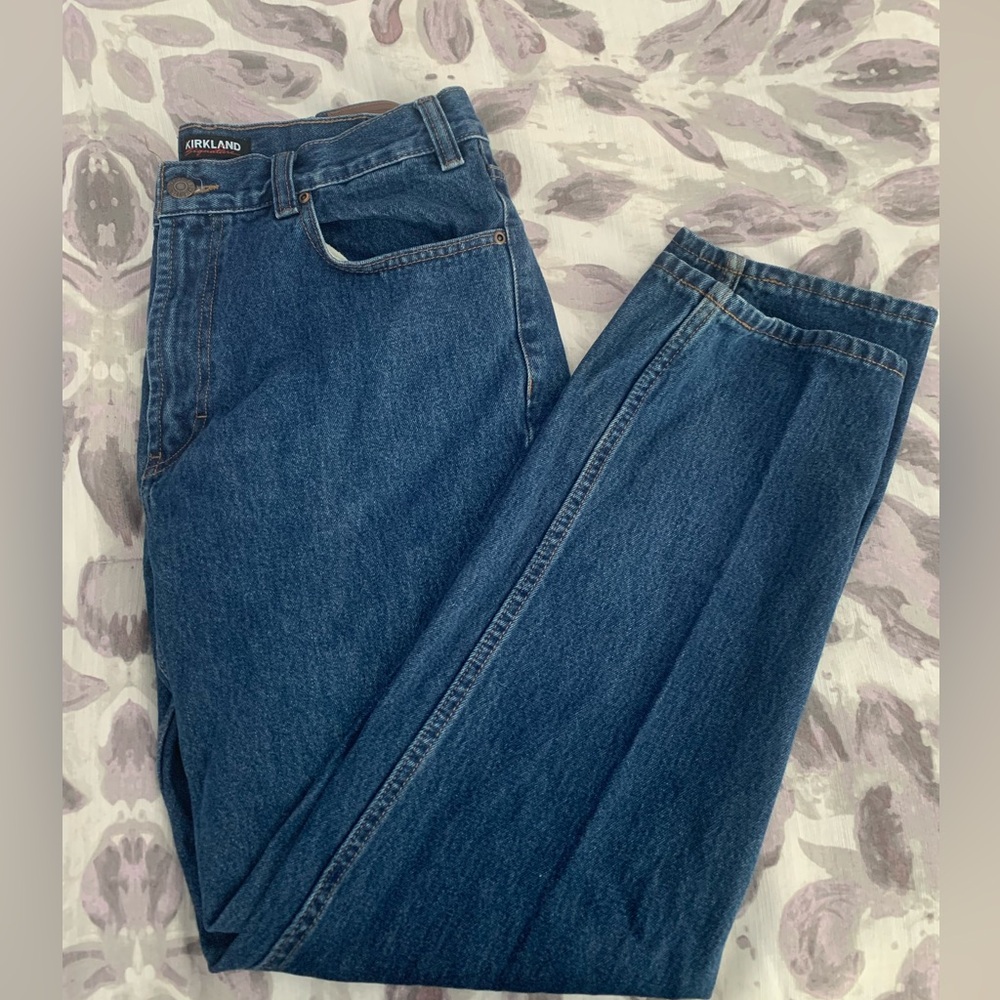 Kirkland Signature Medium Wash 36W 32L Jeans